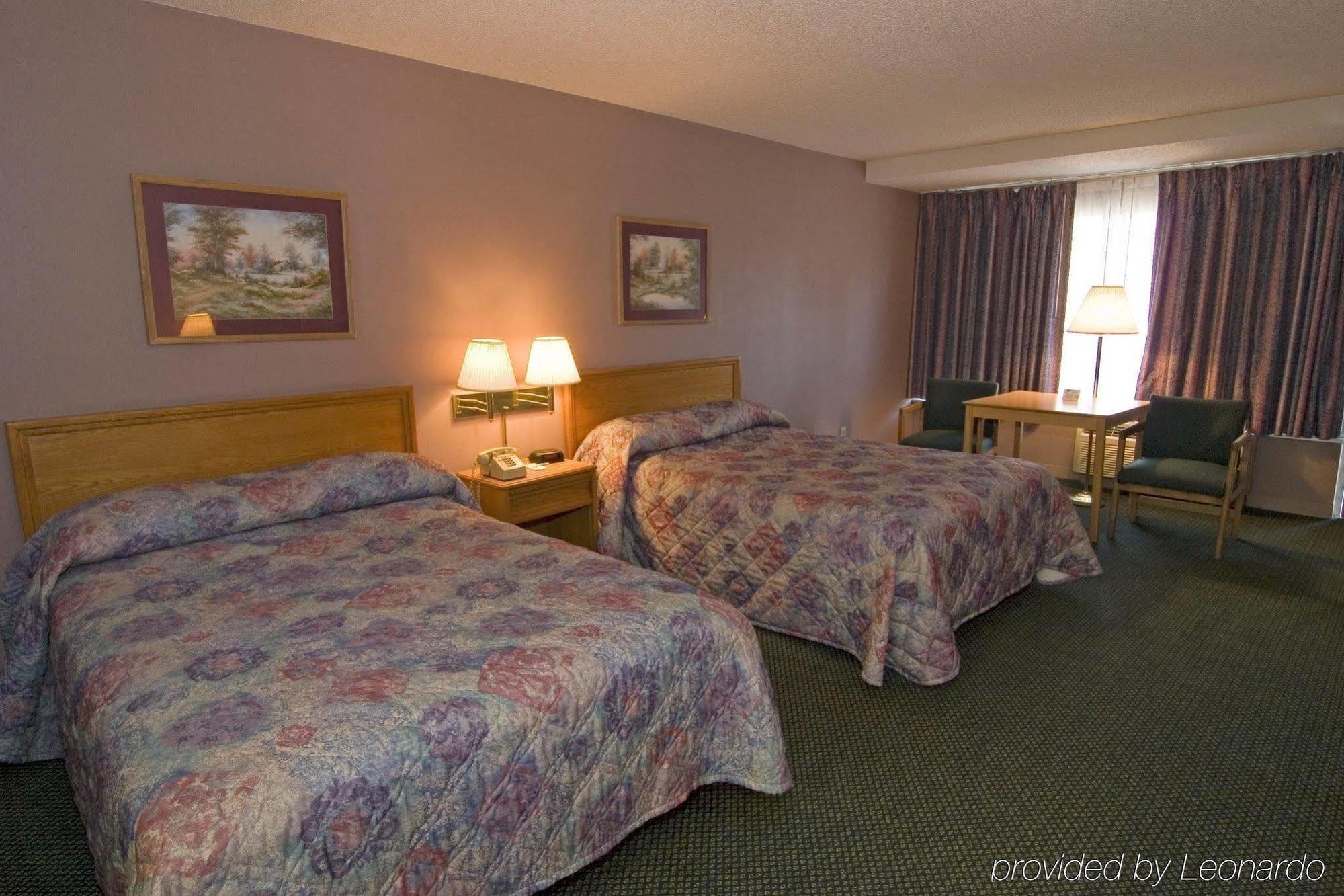 Red Roof Inn Marion, Va Extérieur photo