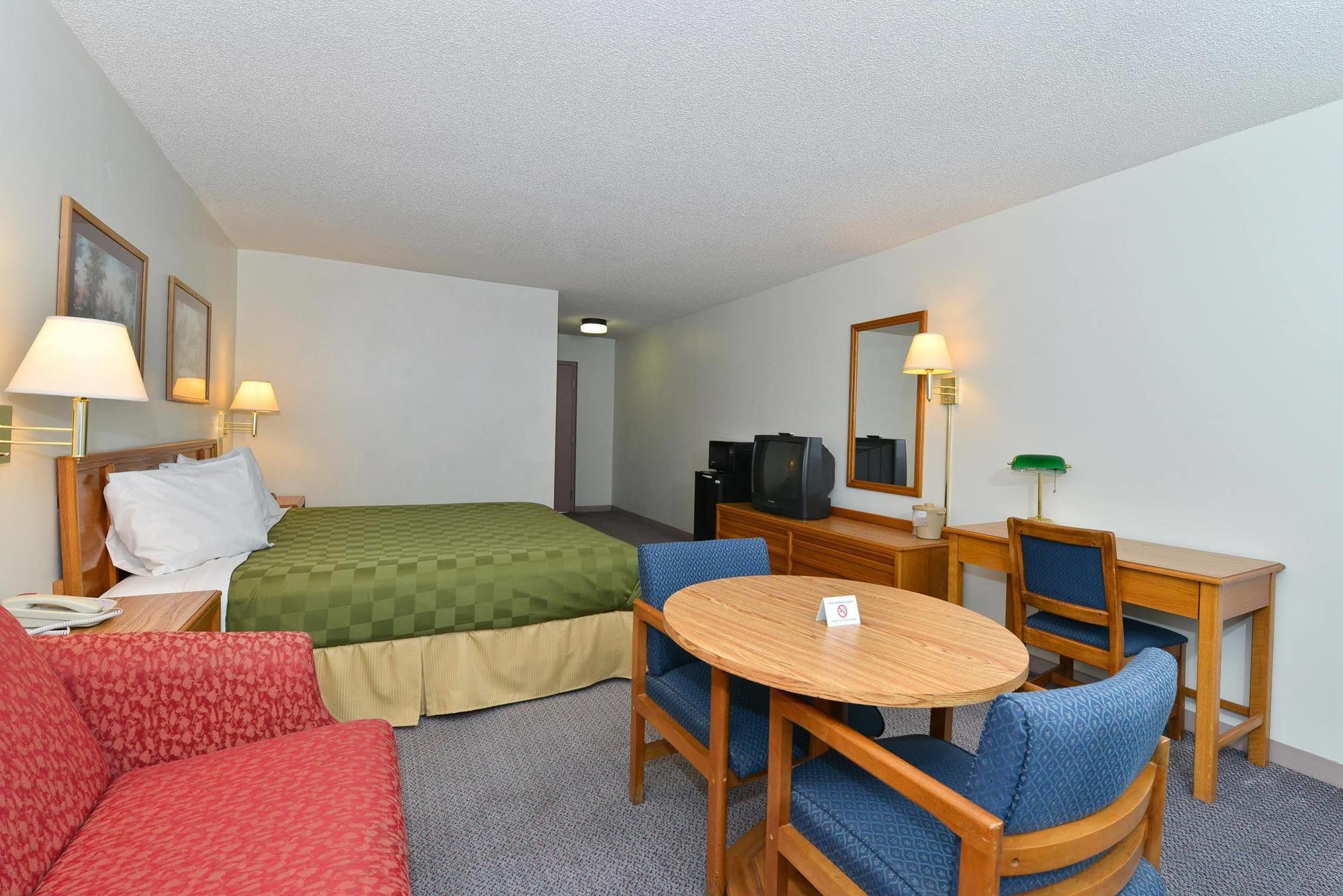 Red Roof Inn Marion, Va Extérieur photo